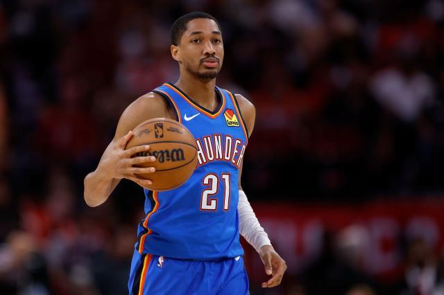 b体育直播-MVP大战变打铁对决 好汉再强也靠“三个帮”