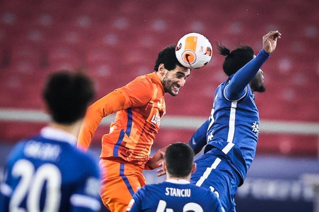 b体育娱乐-中超争冠悬念依旧 三镇赛程稍占优海港或成搅局者